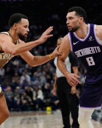 库里27+10德罗赞24分 勇士主场大胜送国王七连败