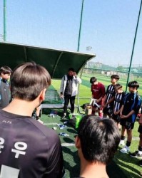 体育客户端下载-三连胜的城南，一枝独秀背后的细致和认真|赵东|定南|罗丽|贵州队|广州队_新浪体育_新浪新闻